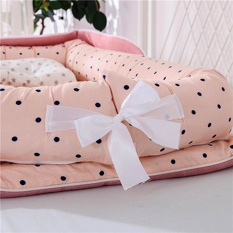Draagbaar, opvouwbaar babynestje van katoen - Simply Lovely Collections