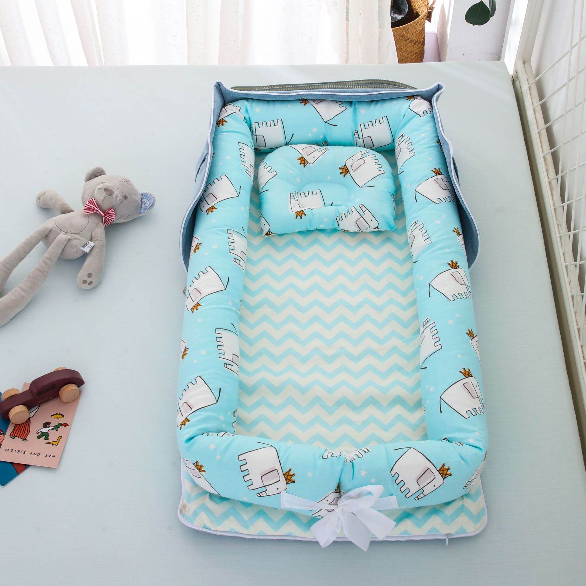 Draagbaar, opvouwbaar babynestje van katoen - Simply Lovely Collections